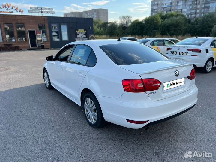 Volkswagen Jetta 1.6 AT, 2014, 195 000 км