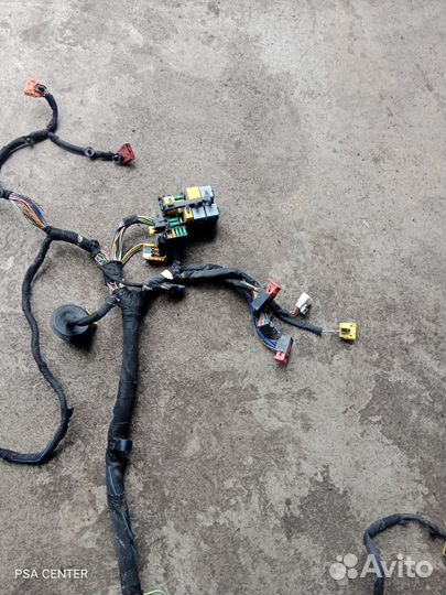 Жгут проводов салона Citroen C4 Picasso 2