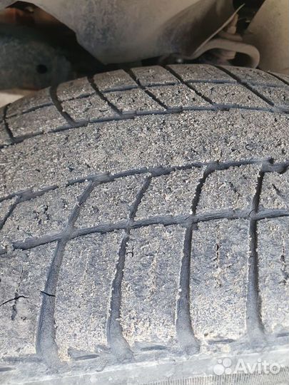 Triangle Snowlion 235/70 R16