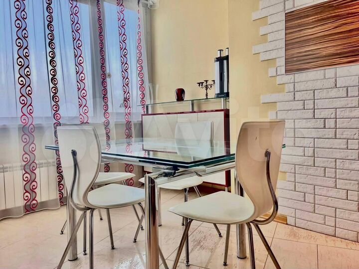 4-к. квартира, 220 м², 13/14 эт.