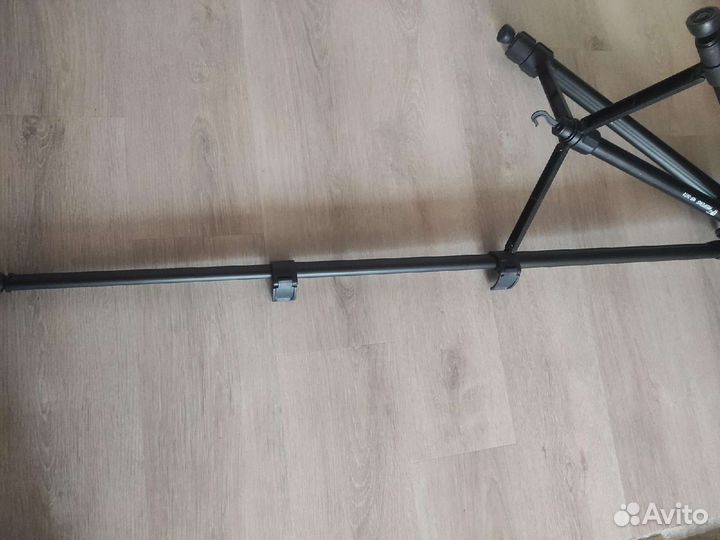 Штатив для фотоаппарата