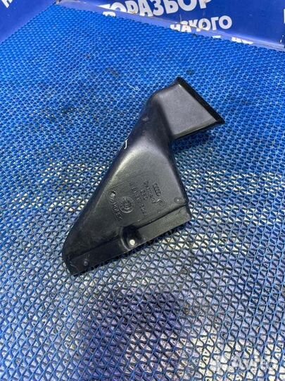 Воздуховод салона Audi A6C5 седан AGA 1997