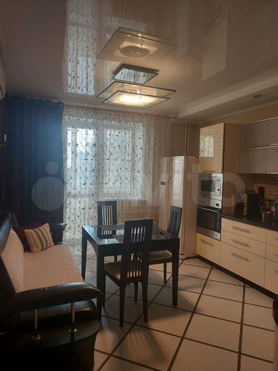 2-к. квартира, 101,1 м², 10/16 эт.