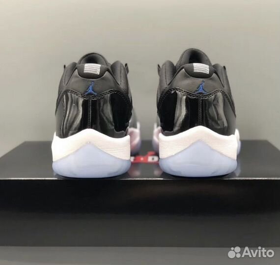 Nike Air Jordan 11 Low Space Jam Кроссовки