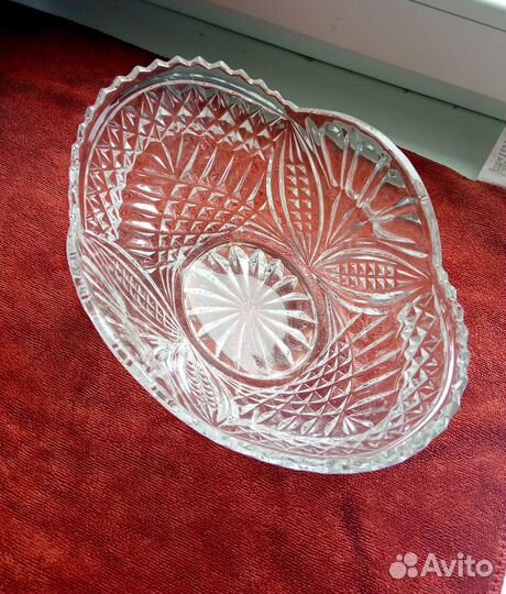 Ваза хрустальная