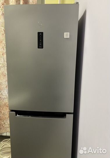 Холодильник Indesit No Frost