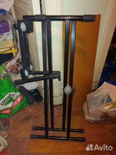 Стойка двухъярусная для клавиш Proel SPL252