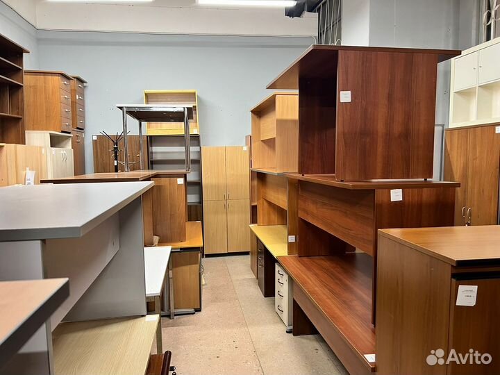 Офисная мебель бу