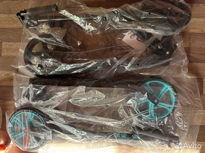 Самокат двухколесный новый