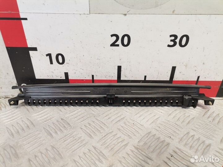 Фонарь задний (стоп сигнал) для Volkswagen Golf 4