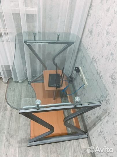 Письменный стол для школьника