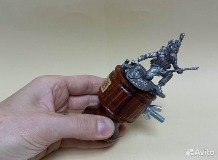 Струбцина - держалка