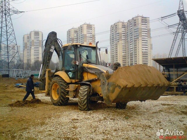 Аренда Экскаватора погрузчика услуги трактора