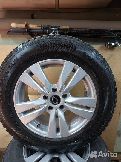 Комплект зимних колес r16