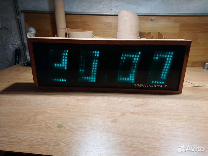 Часы настенные