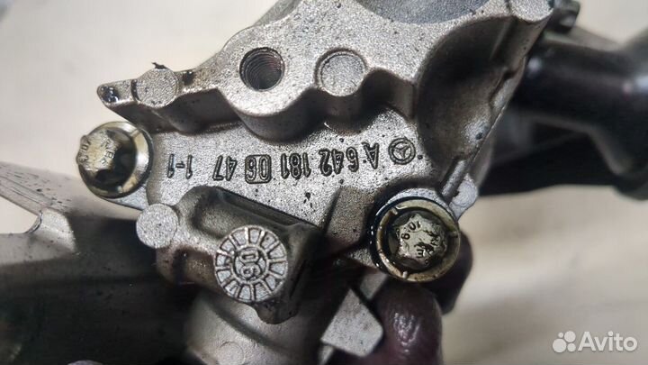 Насос масляный Mercedes S W221, 2006