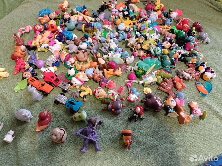 Игрушки из киндера 90х за все