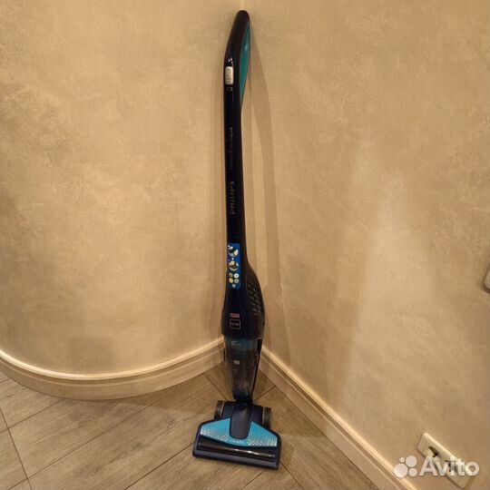 Моющий пылесос Philips