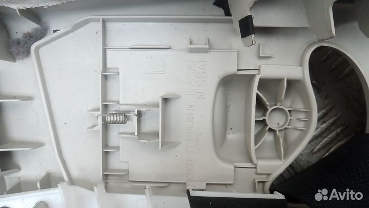 Ремень безопасности с пиропатроном Infiniti Q50