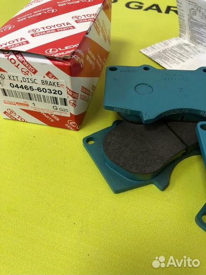 Колодки тормозные передние Toyota Land Cruiser