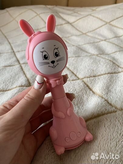 Игрушка зайчик няня