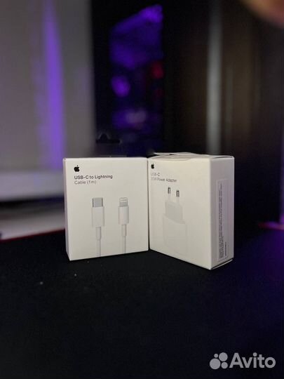 Зарядное устройство на iPhone 20w