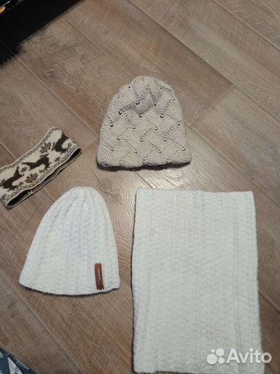 Набор шапок,шарфов, палантинов, перчаток пакетом