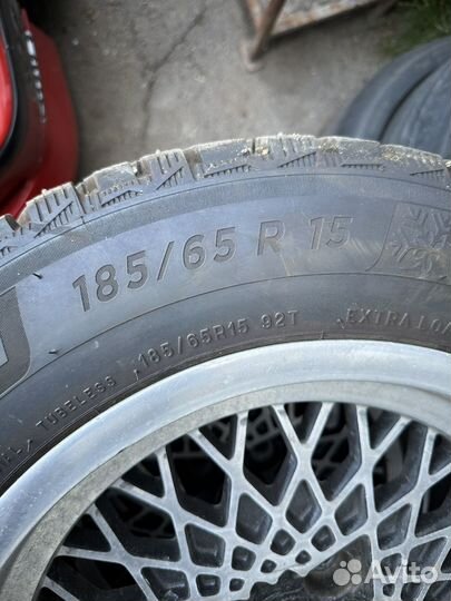 Michelin X-Ice North 4 185/65 R15