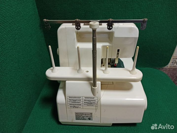 Оверлок Merrylock 005(2212К)