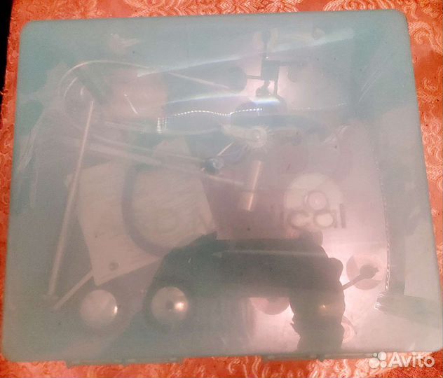 Набор инструментов невропатолога в коробке