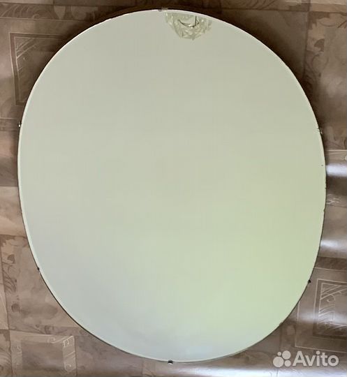 Зеркало настенное овальное 80х50см