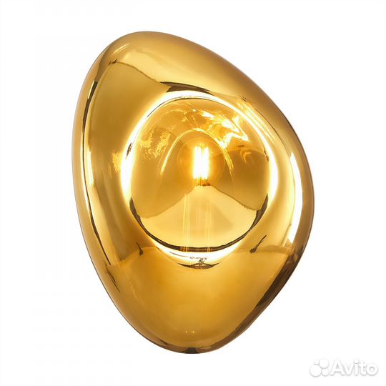 Бра настенный металлический со стеклом