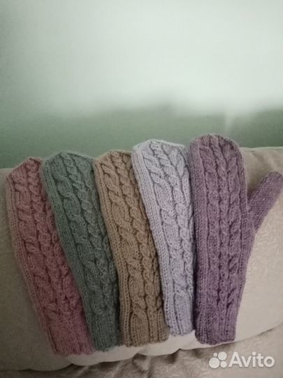 Варежки вязаные ручной работы