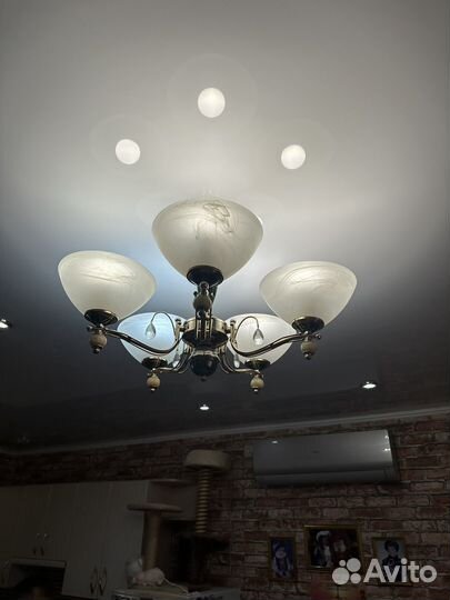 Люстра потолочная подвесная бу