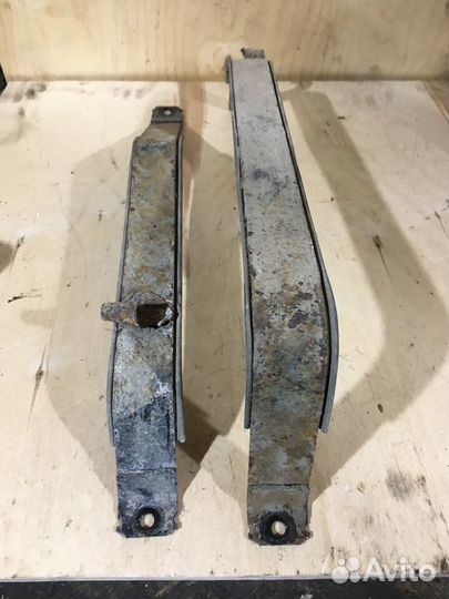 Крепления топливного бака Opel Astra H GTC