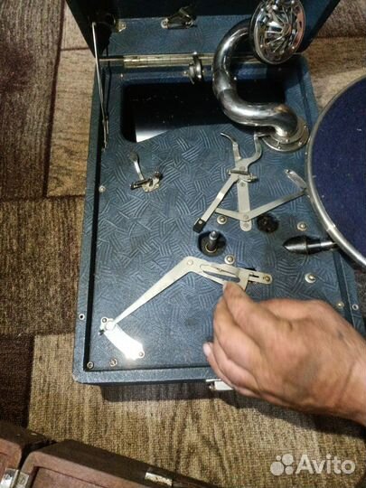 Патефон молот