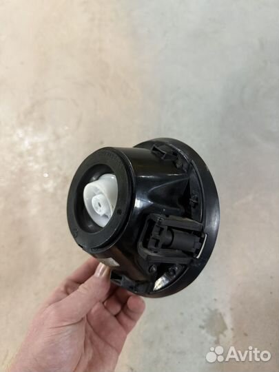 Лючок бензобака Dodge Challenger