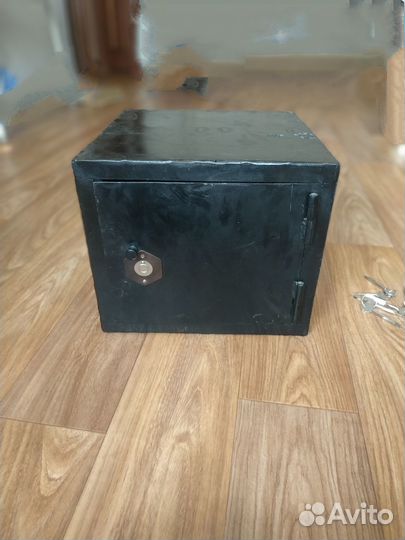 Оружейный сейф бу