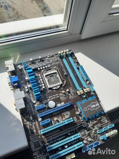 Материнская плата asus P8H77-V (не рабочая)