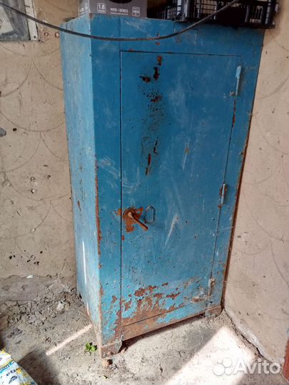 Сейф шкаф металлический СССР