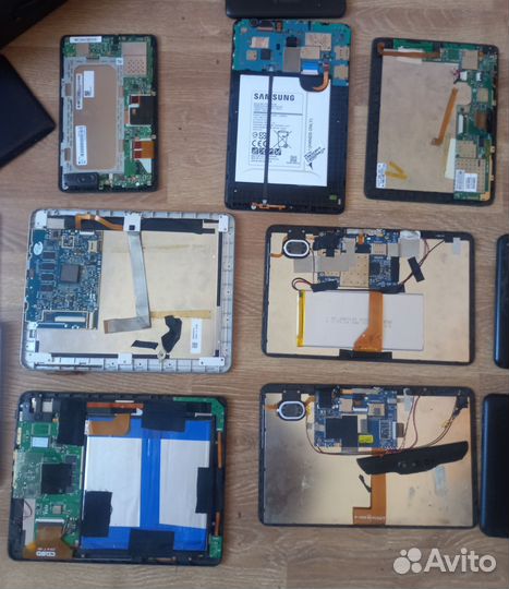 Планшеты разные