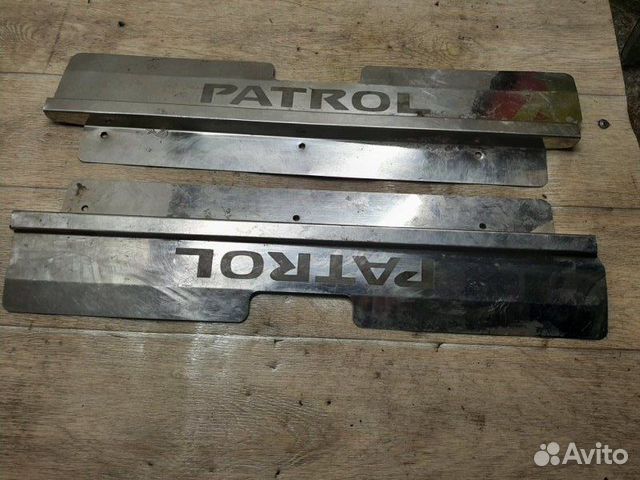 Накладка на порог салона Nissan Patrol Y61 2.8