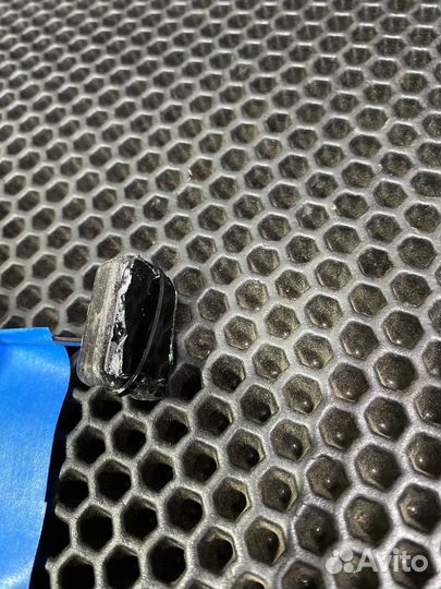 Кронштейн салонного зеркала sandero stepway 1