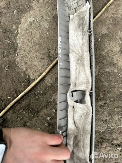 Накладка стойки правая Hyundai Solaris 2