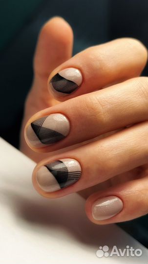 Маникюр и наращивание ногтей