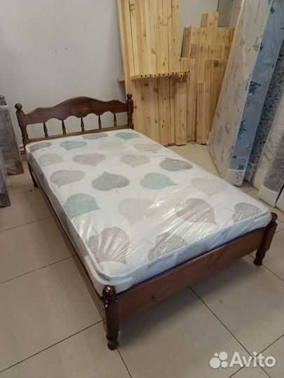 Кровать деревянная массив сосны