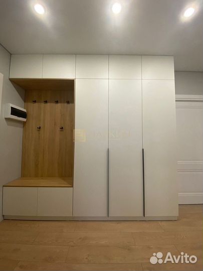 Шкаф в прихожую