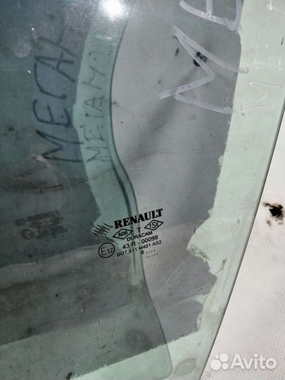 Стекло боковое переднее левое Renault Megane II