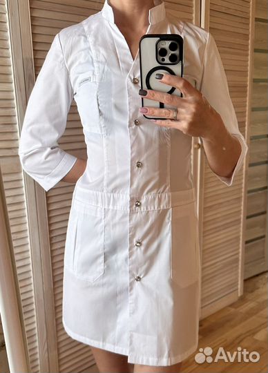 Медицинский халат новый 42