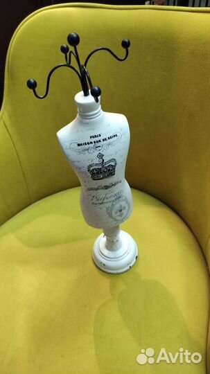 Мини манекен для украшений или ключей